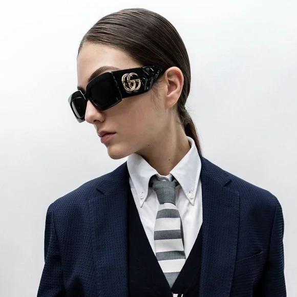 Gucci | Accessories | Gucci Oversized Rectangular Acetate  display picture 1